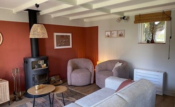 Zonnewind in der Nähe von Dünen und Wald 3