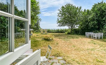 Amazing home in Aakirkeby with WiFi 3