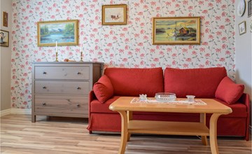 2 bedroom cozy home in Gamleby 2