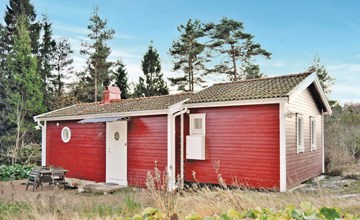 Amazing home in Henån with WiFi 3