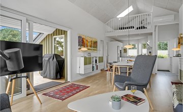 3 bedroom beautiful home in Hejls 3