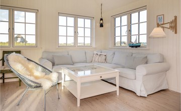 Beautiful home in Blåvand with WiFi 2