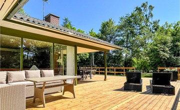 Gorgeous home in Aakirkeby with WiFi 2