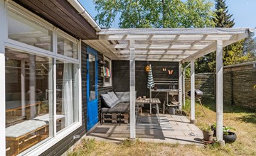 Beautiful home in Væggerløse with WiFi 2