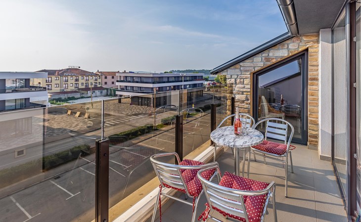 3 bedroom stunning apartment in Medulin 1