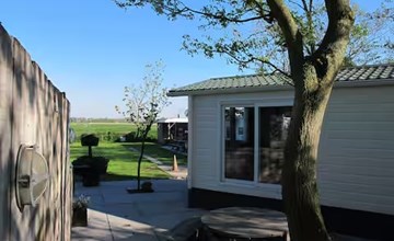 Chalet de Ooievaar at Oudesluis campsite 2