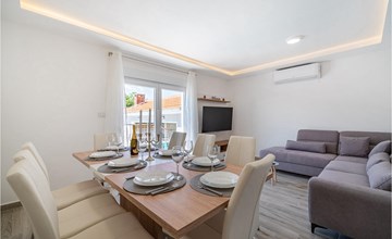 Villa Feniks 2