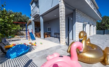 Nice home in Sucuraj with WiFi 3