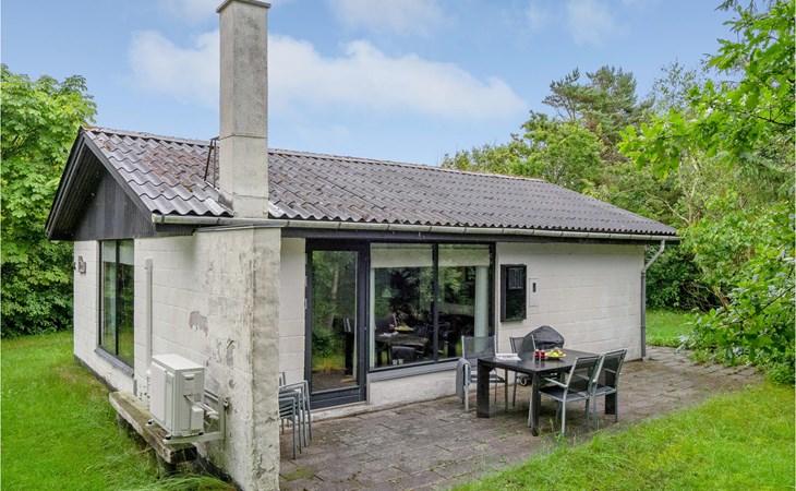 Awesome home in Thyholm with 2 Bedrooms and WiFi 1