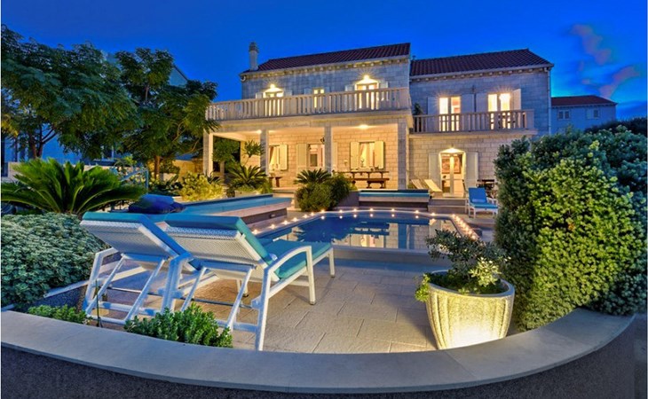 Villa Veritas 1