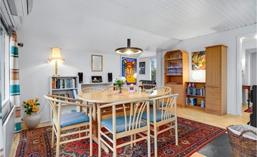 4 bedroom pet friendly home in Ebeltoft 3