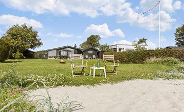 Cozy home in Bjert with house sea view 2