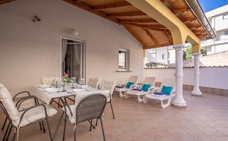 Wohnung mit Terrasse und Meerblick 1