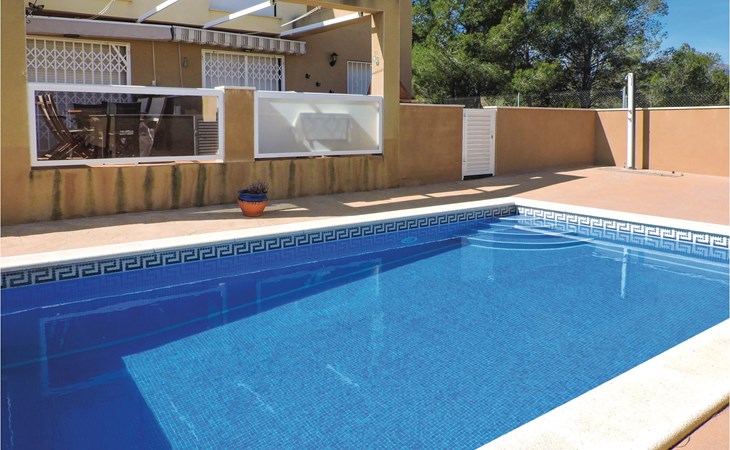 2 bedroom gorgeous home in Miami Platja 1