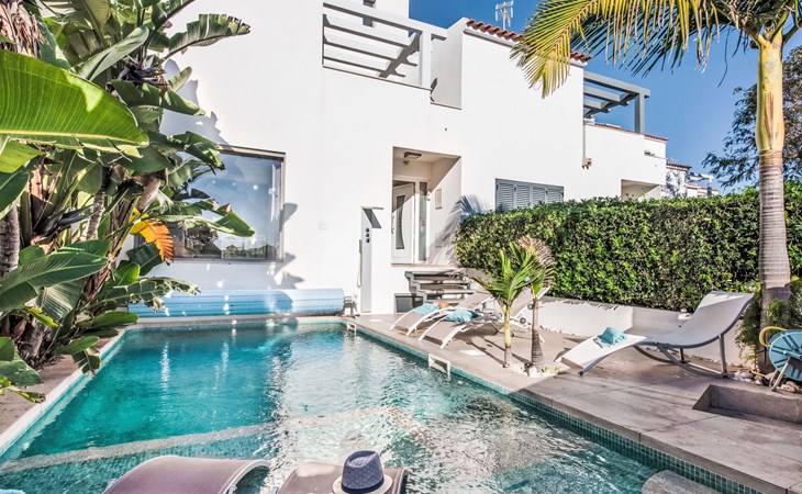 Praia V5 VIP Properties 1
