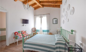 Amazing home in Siniscola with WiFi 3