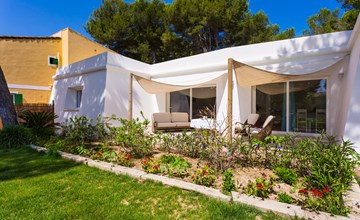 Awesome home in Can Picafort 3