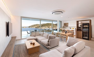 Huisdiervriendelijke villa met zwembad en sauna 3