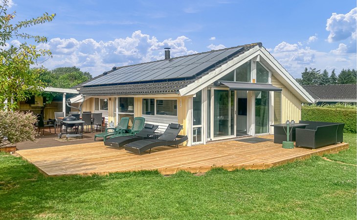 Schönes Haus in Stege mit Sauna 1