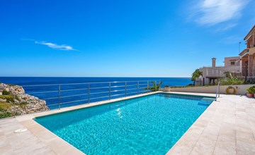 Magrana Over The Sea (Private Pool). 2