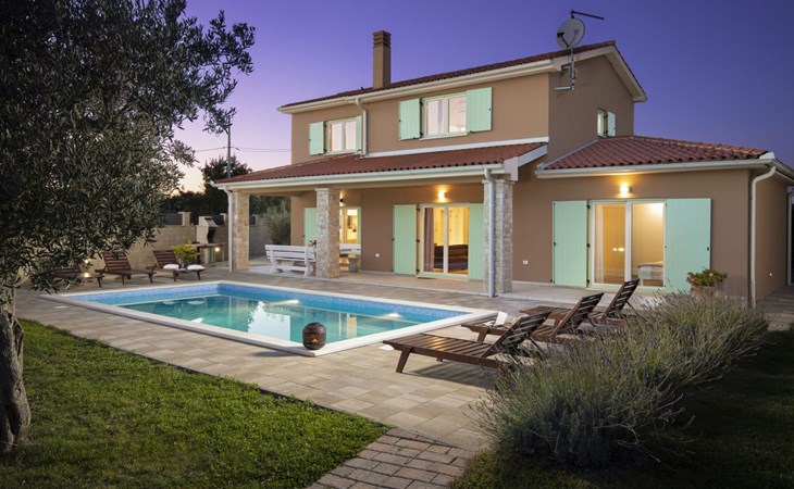 "Villa Matea" mit privatem Pool 1