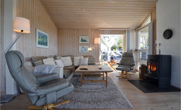 4 bedroom beach front home in Ebeltoft 3