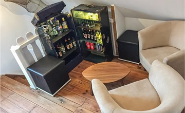 Nice home in Alt Bukow with kitchen 2