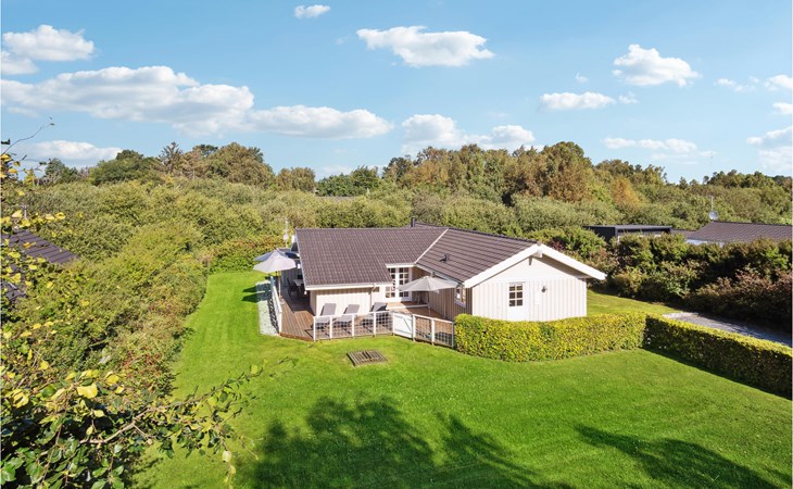 Lovely home in Ebeltoft with sauna 1