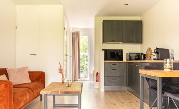 2-person Tiny House with Deck | Gasselte 2