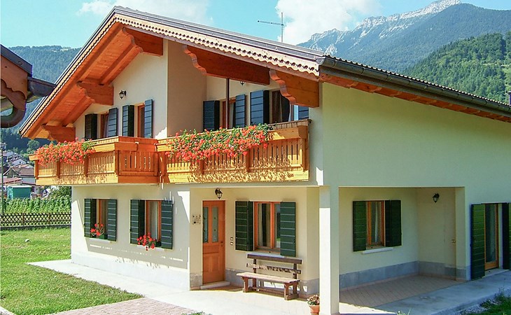 Beautiful apartment in Lamon with WiFi 1