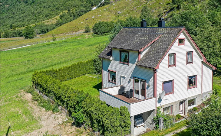 Awesome home in Oldedalen 1