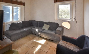 Awesome home in Goult with WiFi 3
