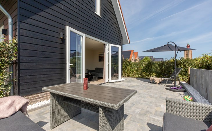 Rent a cottage in Zeeland | De Strandloper Westkapelle - Charley Tooropstraat 1a | Beach & Nature 1