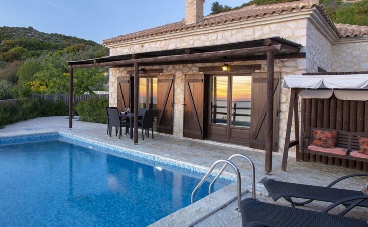 in Apollonii mit privatem Pool 1