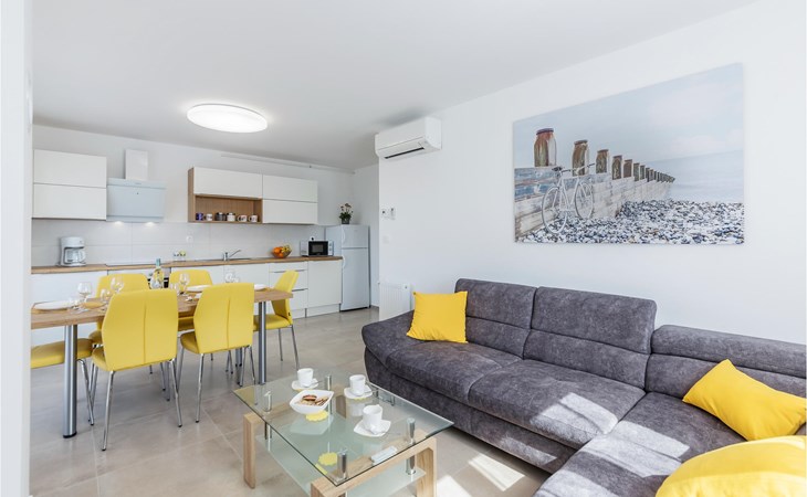 2 bedroom beautiful apartment in Pula 1