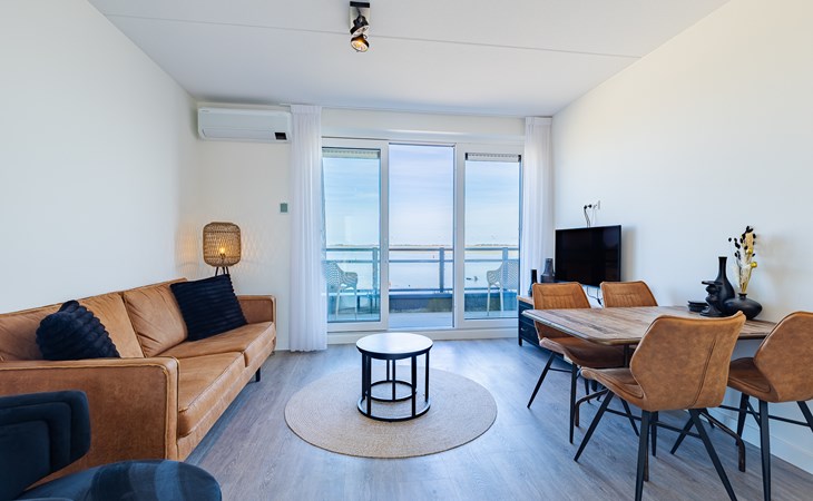 Vakantiewoning aan het water - met 2 balkons | Nr. 46 - 4 Pers. | Vista Maris  	 1