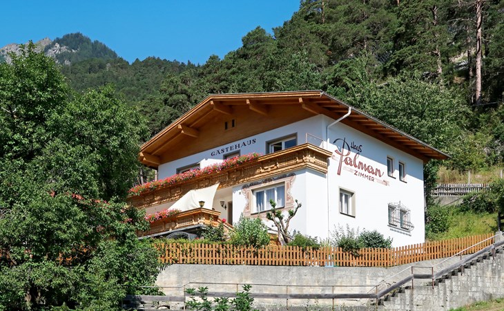 Parlament (PFD160) 1