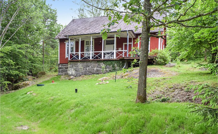 Cozy home in Asarum with WiFi 1