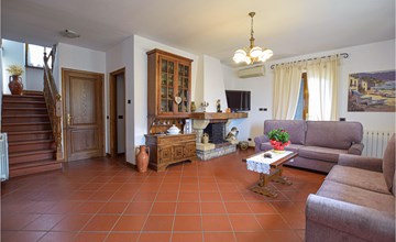 4 bedroom cozy home in Camaiore 3
