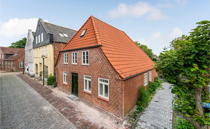 Pet friendly home in Højer with kitchen 1
