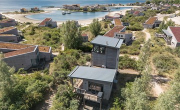 Villa 54 – Panorama Tower | Panoramic Views, Surrounded by Water and Nature. 3