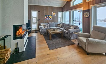 5 bedroom amazing home in Rauland 2