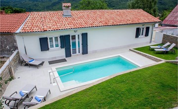 Villa Orljak 3
