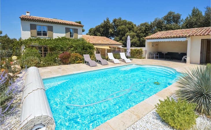 4 bedroom cozy home in Eygalières 1