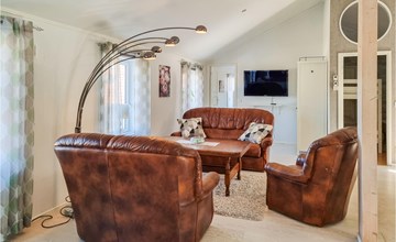 Cozy home in Skärhamn with WiFi 3