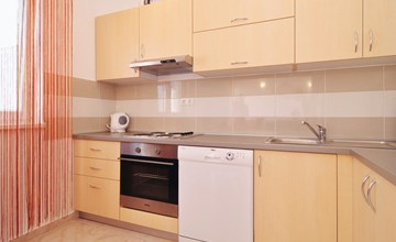 Cozy apartment in NIn with outdoor swimming pool 3