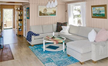 Beautiful home in Farsund with jacuzzi 3