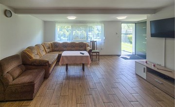 1 bedroom awesome home in Boruja 3
