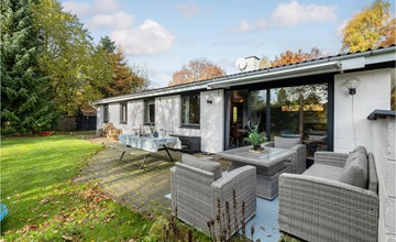 Lovely home in Fårvang with WiFi 2
