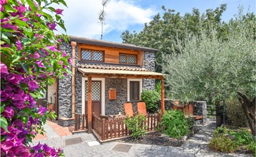 Lovely home in Santa Venerina with WiFi 2